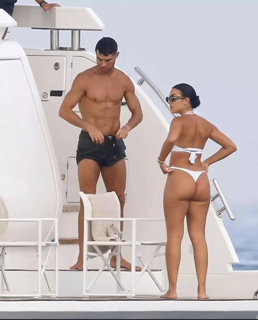 100 Pictures of Ronaldo Wife